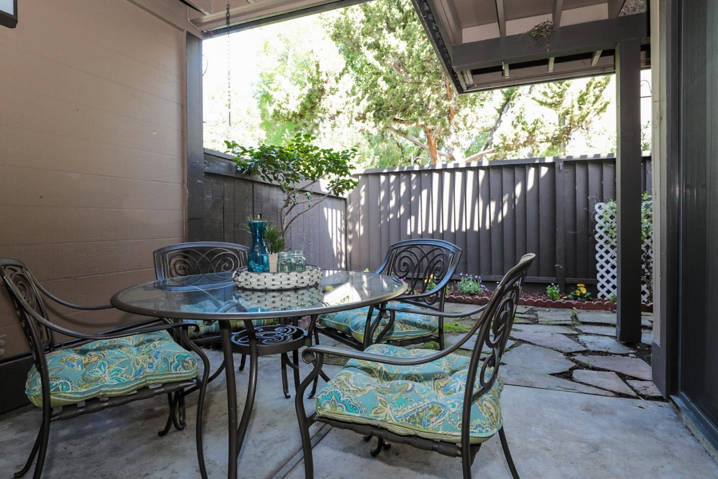 2000 Rock Street, Unit 7 Mountain View, CA 94043 - Photo 22 of 31