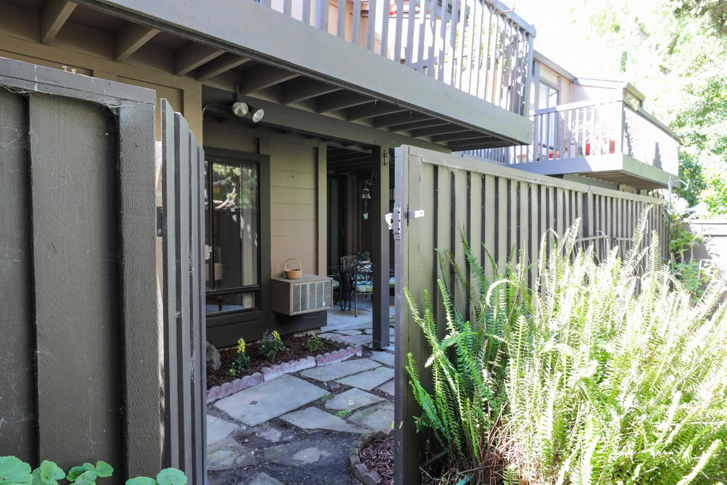 2000 Rock Street, Unit 7 Mountain View, CA 94043 - Photo 25 of 31