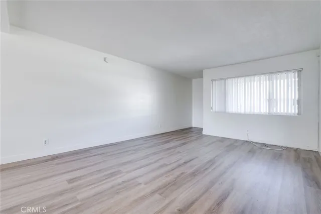 $1,995 | 3430 Elm Avenue, Unit 10, Long Beach, CA 90807