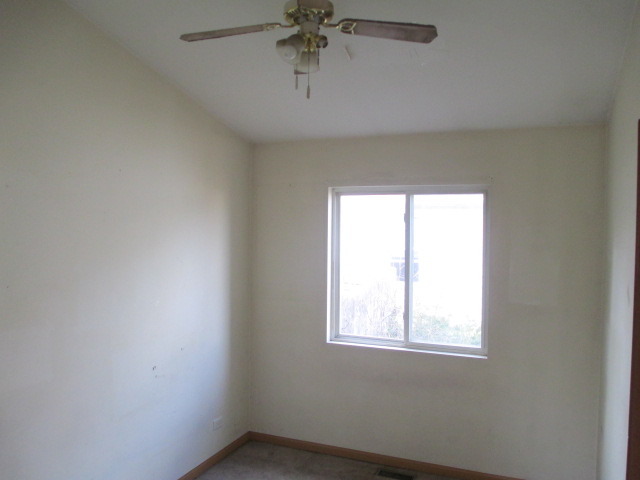 35322 North Wilson Road Ingleside, IL 60041 - Photo 6 of 18 an empty room with a window