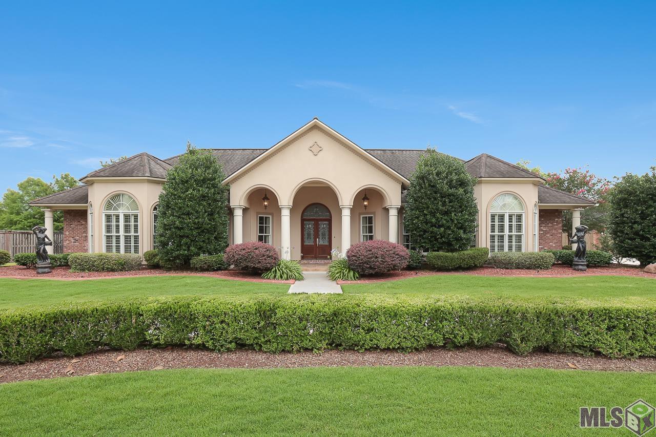 4405 Bluebonnet Road Baton Rouge, LA 70809 - Photo 1 of 48