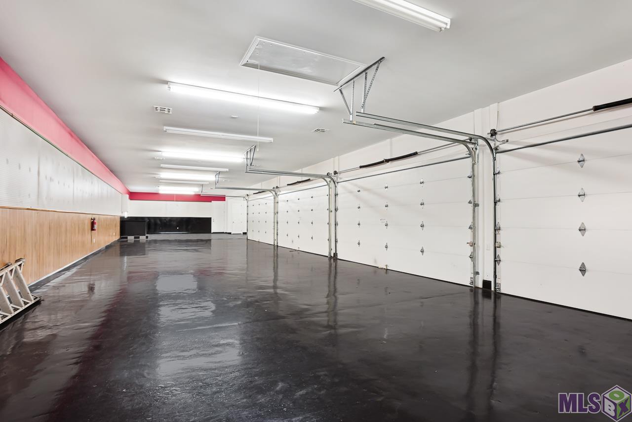 4405 Bluebonnet Road Baton Rouge, LA 70809 - Photo 32 of 48 Workshop Interior