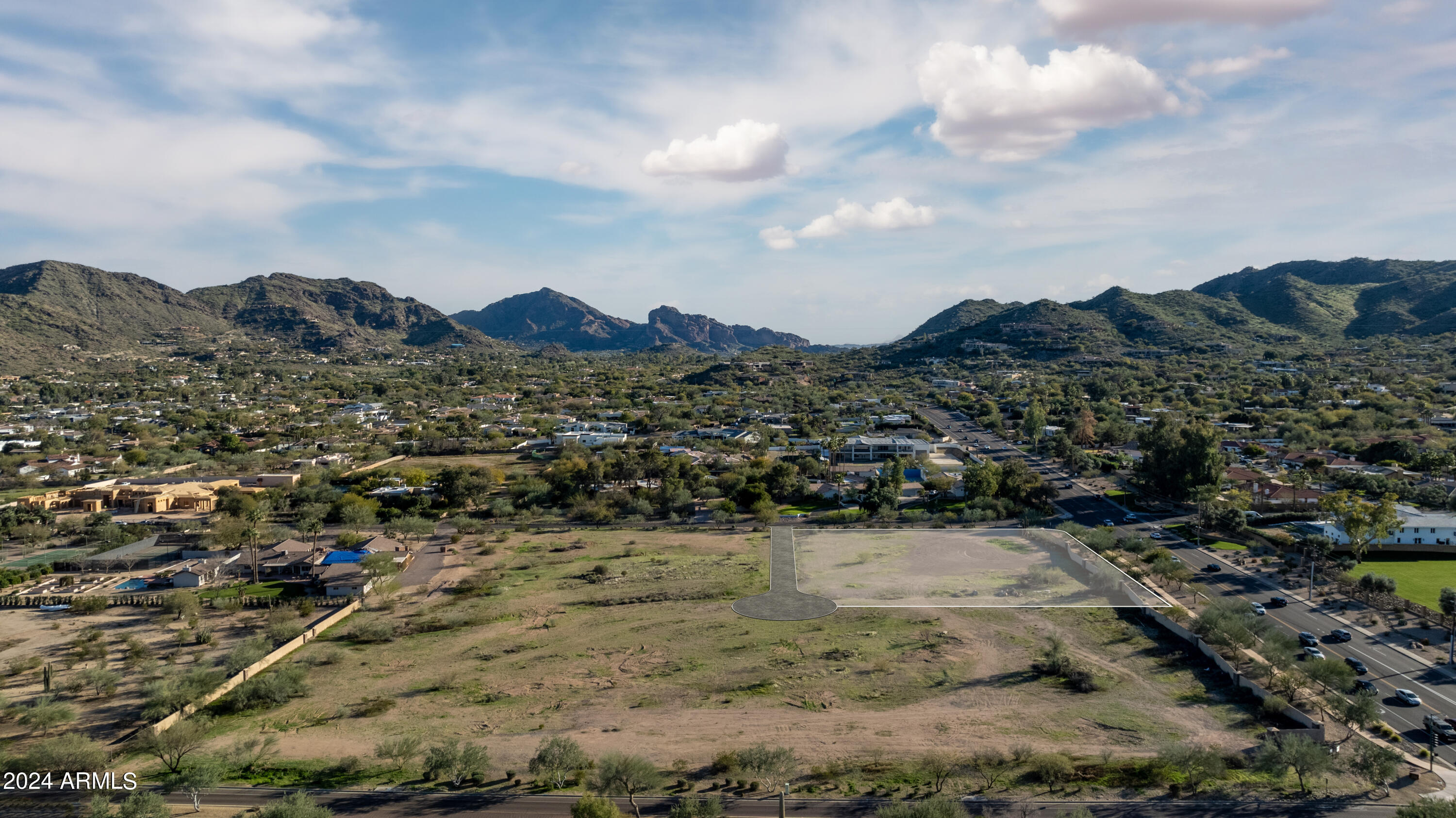 4802 East Horseshoe Road, Unit 3 Paradise Valley, AZ 85253 - Photo 1 of 8 Mummy View