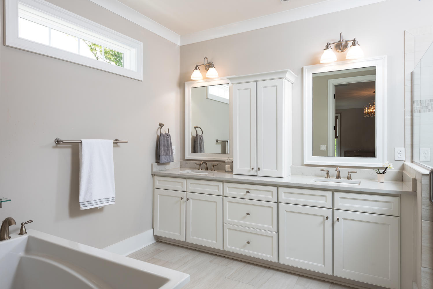 1552 Red Tide Road Mount Pleasant, SC 29466 - Photo 12 of 51 Master Bathroom Garden Tub