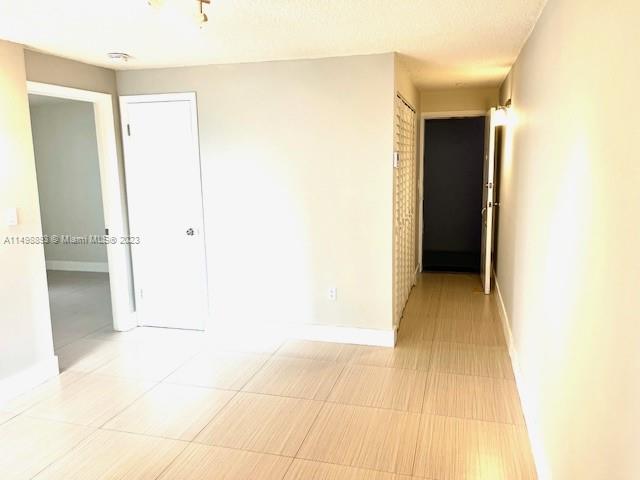 777 Southwest 9th Avenue, Unit 413 Miami, FL 33130 - Photo 7 of 36