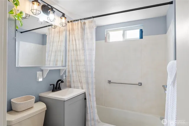 $300,000 | 1770 Marker Avenue, Wenatchee, WA 98801