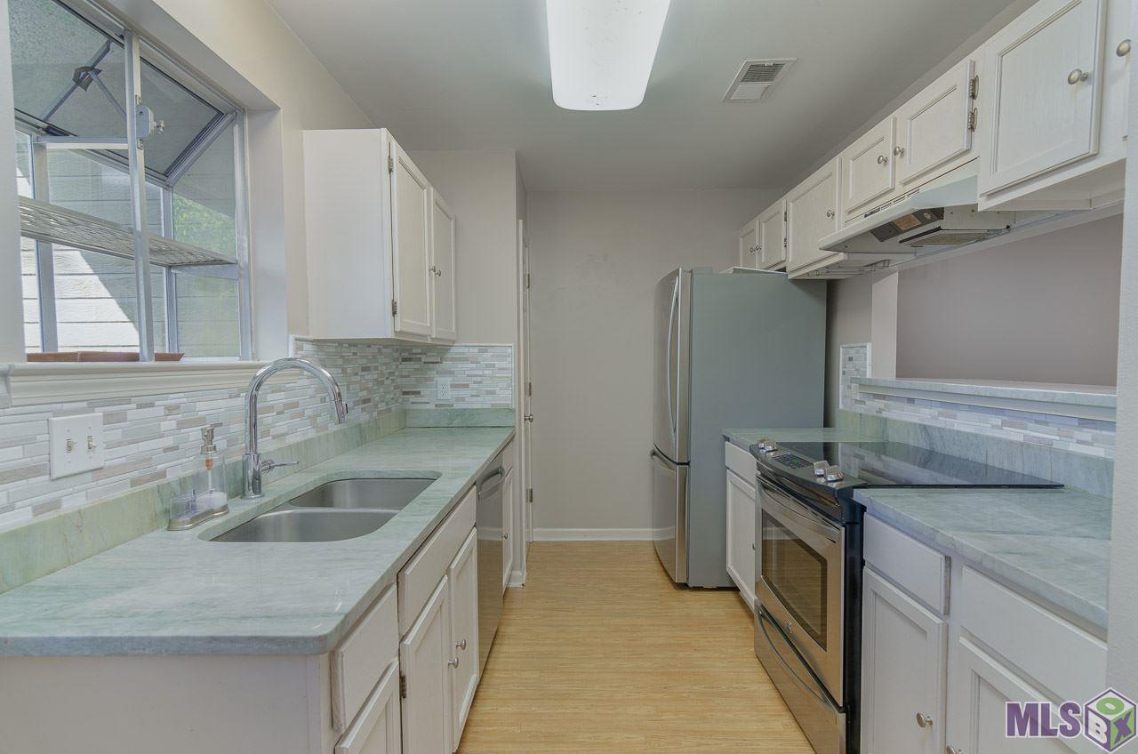 44 Higgins Court Baton Rouge, LA 70808 - Photo 1 of 9 Gallery Image 1