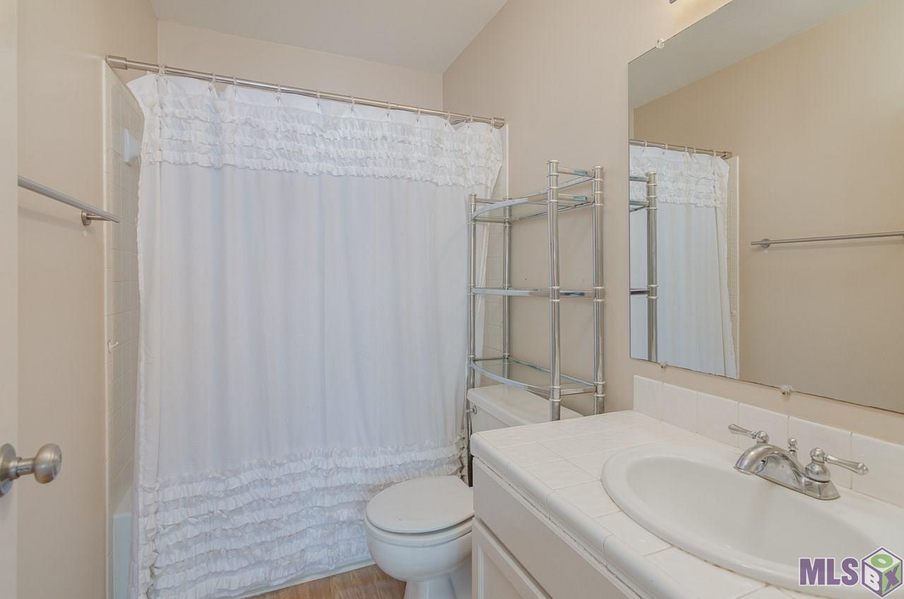 44 Higgins Court Baton Rouge, LA 70808 - Photo 5 of 9 Gallery Image 5