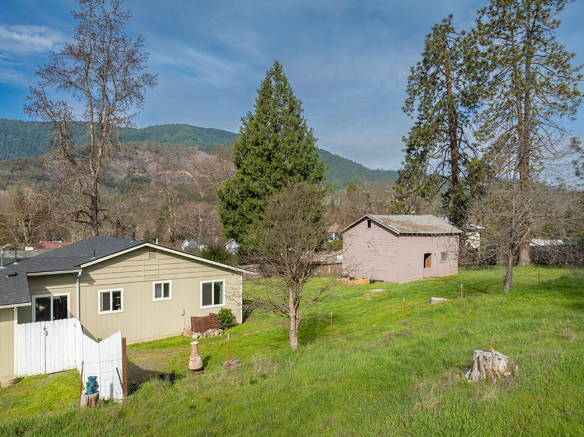 114 Short Street Rogue River, OR 97537 - Photo 25 of 36 114 Short St