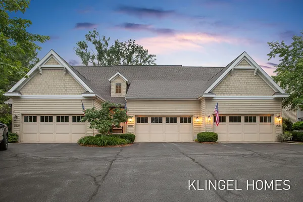 $595,000 | 17528 North Fruitport Road, Spring Lake, MI 49456