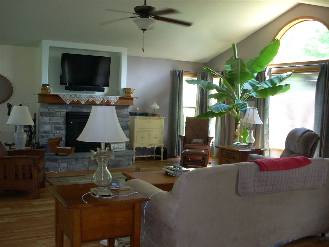 11772 7B Road Plymouth, IN 46563 - Photo 6 of 24 Gallery Image 6