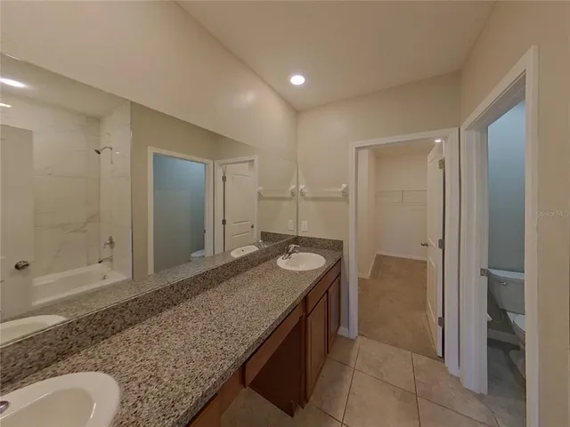 $2,379 | Undisclosed Address, Sun City Center, FL 33573