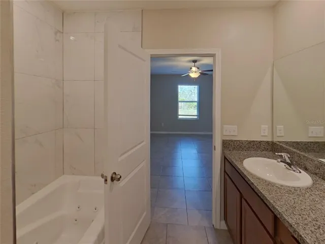 $2,379 | Undisclosed Address, Sun City Center, FL 33573