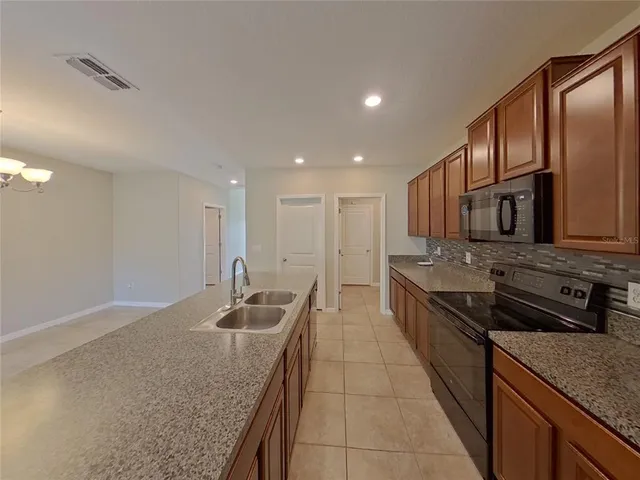 $2,379 | Undisclosed Address, Sun City Center, FL 33573