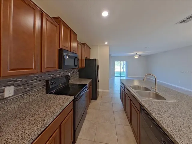 $2,379 | Undisclosed Address, Sun City Center, FL 33573