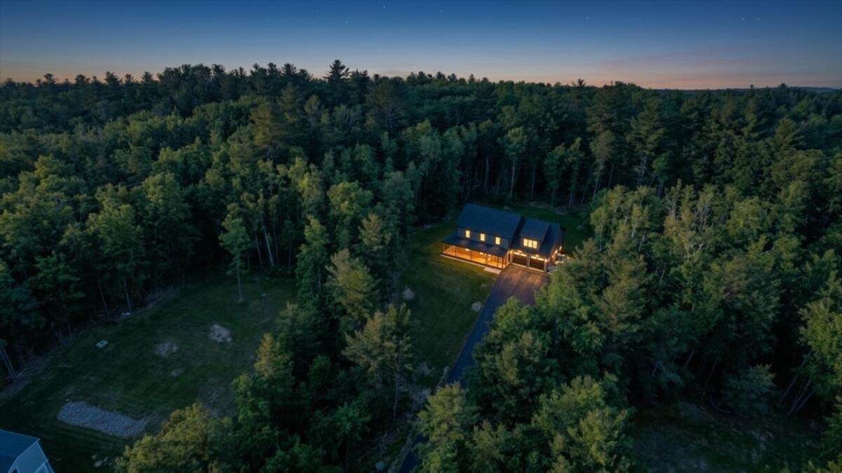 321 Pownal Road Freeport, ME 04032 - Photo 17 of 114 015-2026-04-07_Heather Roy_321 Pownal Rd