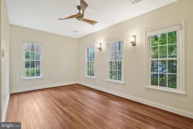 $4,200 | 14 South Manchester Street, Arlington, VA 22204