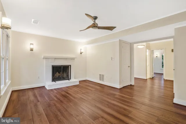 $4,200 | 14 South Manchester Street, Arlington, VA 22204