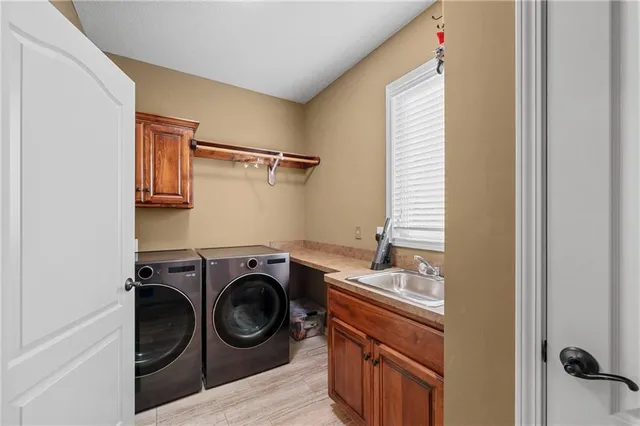 $799,000 | 129 Northwest Morton Drive, Lee's Summit, MO 64081