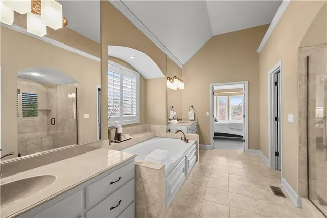 $799,000 | 129 Northwest Morton Drive, Lee's Summit, MO 64081