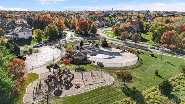 $799,000 | 129 Northwest Morton Drive, Lee's Summit, MO 64081