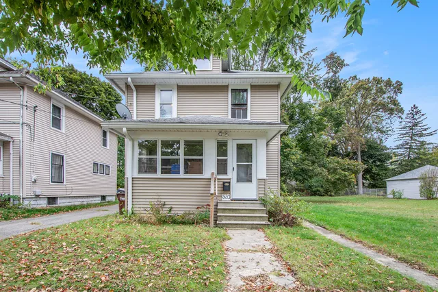 $155,000 | 520 North Pleasant Street, Jackson, MI 49202
