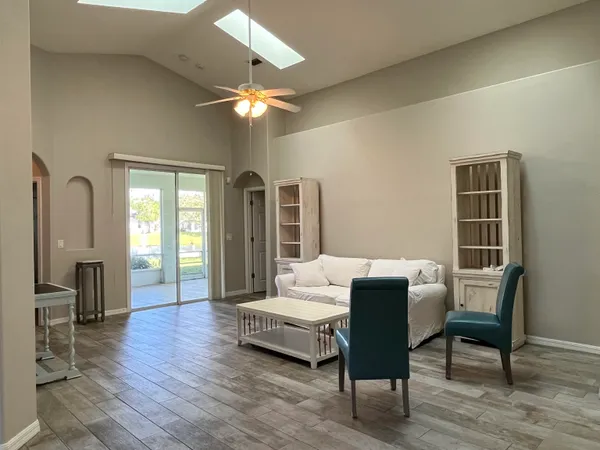 $2,200 | 968 Ridgewood Lane, St. Augustine, FL 32086