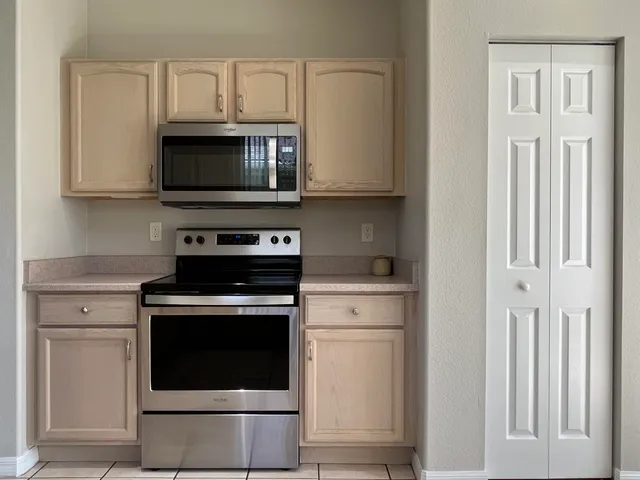 $2,200 | 968 Ridgewood Lane, St. Augustine, FL 32086