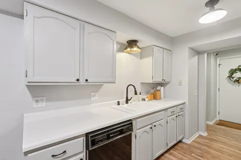 $265,000 | 5506 Century, Unit 1, Middleton, WI 53562