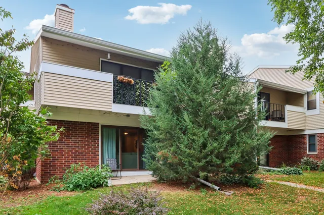 $265,000 | 5506 Century, Unit 1, Middleton, WI 53562