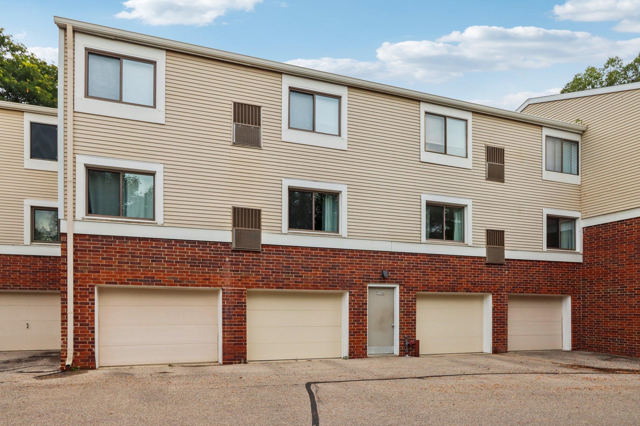 5506 Century, Unit 1 Middleton, WI 53562 - Photo 45 of 46