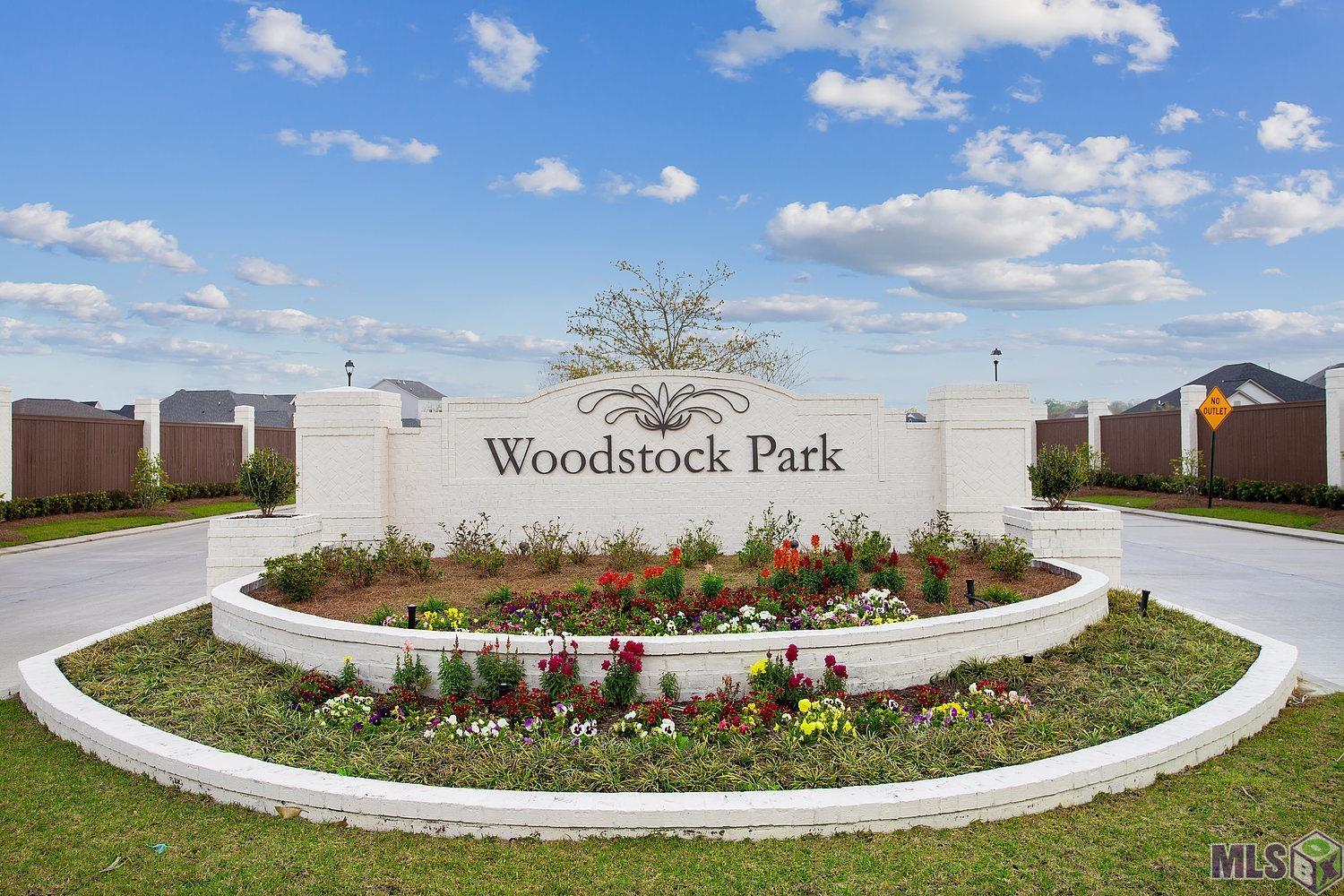 3051 Canewood Lane Baton Rouge, LA 70810 - Photo 17 of 20 Community Entrance