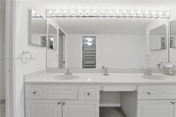 $1,695,000 | 19670 South Beach Road, Unit B323, Tequesta, FL 33469