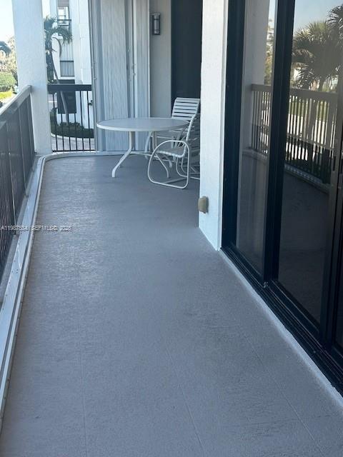 19670 South Beach Road, Unit B323 Tequesta, FL 33469 - Photo 27 of 31 a view of livingroom with furniture