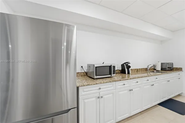 $1,695,000 | 19670 South Beach Road, Unit B323, Tequesta, FL 33469