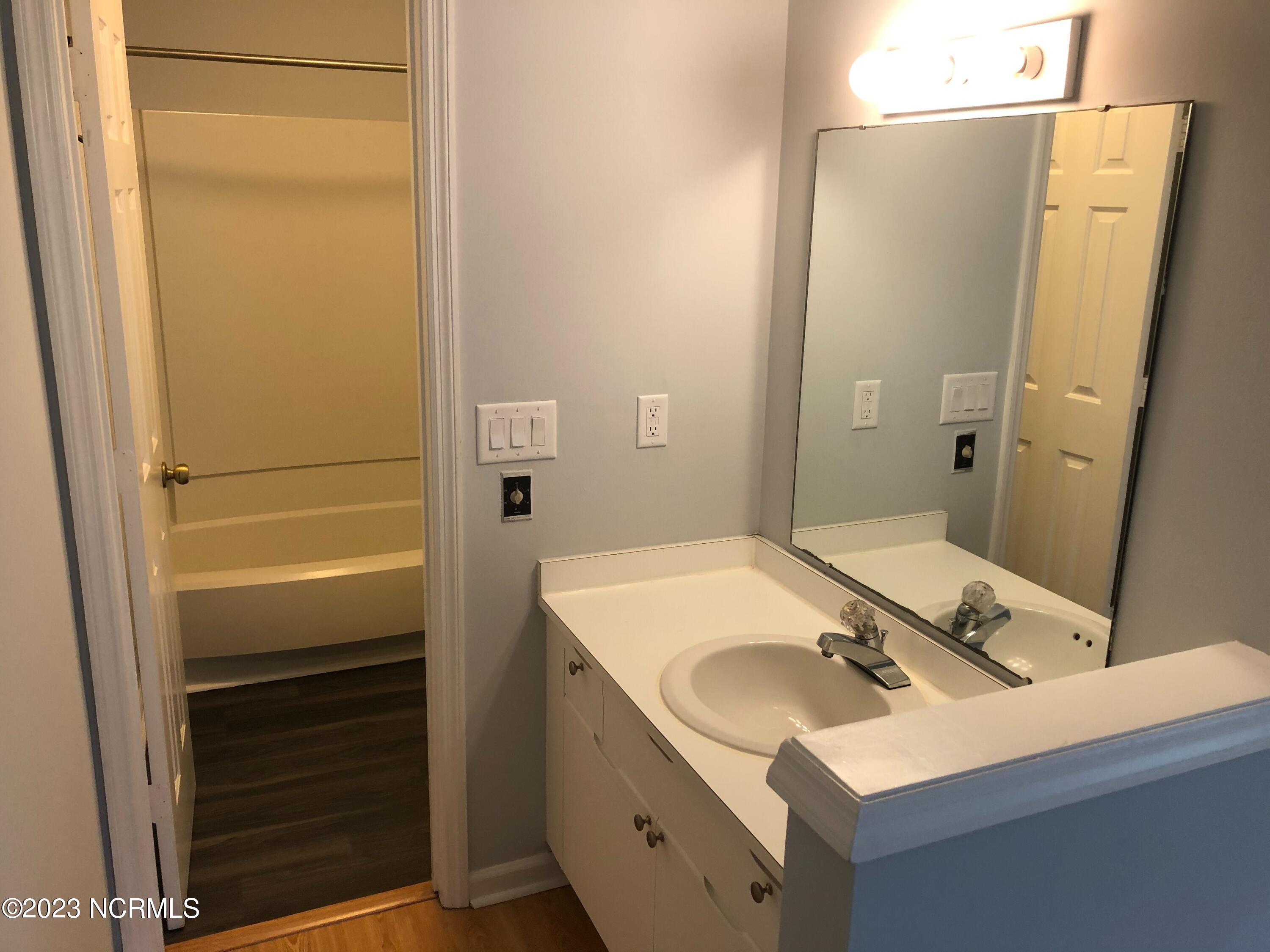 1843 Savannah Court, Unit A6 Wilmington, NC 28403 - Photo 18 of 20 20