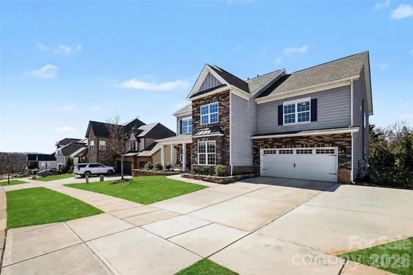$1,050,000 | 2214 Brandybuck Court, Fort Mill, SC 29715