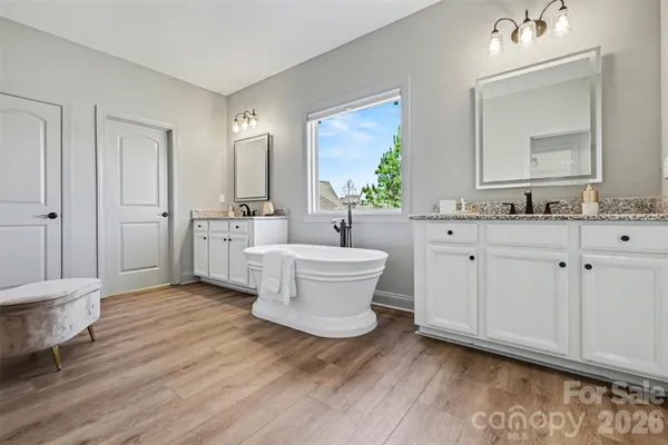 $1,050,000 | 2214 Brandybuck Court, Fort Mill, SC 29715
