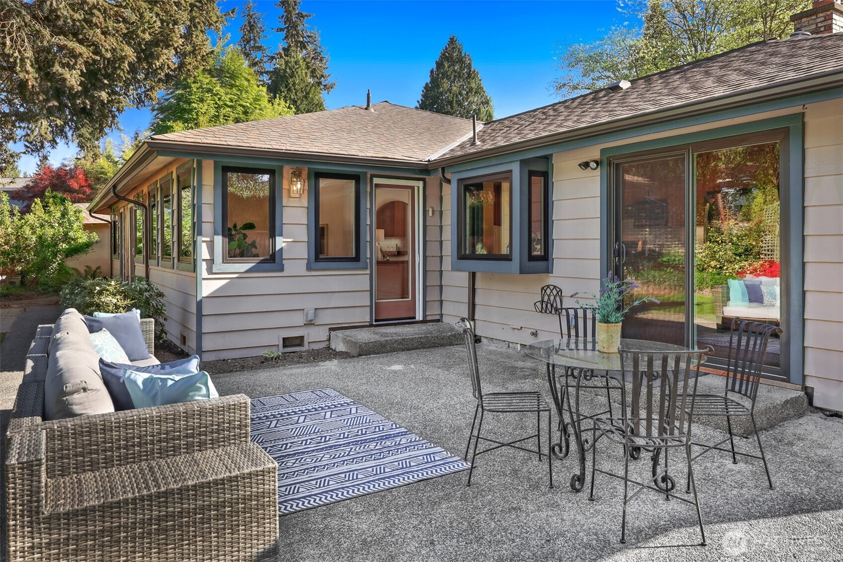 8824 Northeast 189th Place Bothell, WA 98011 - Photo 13 of 33