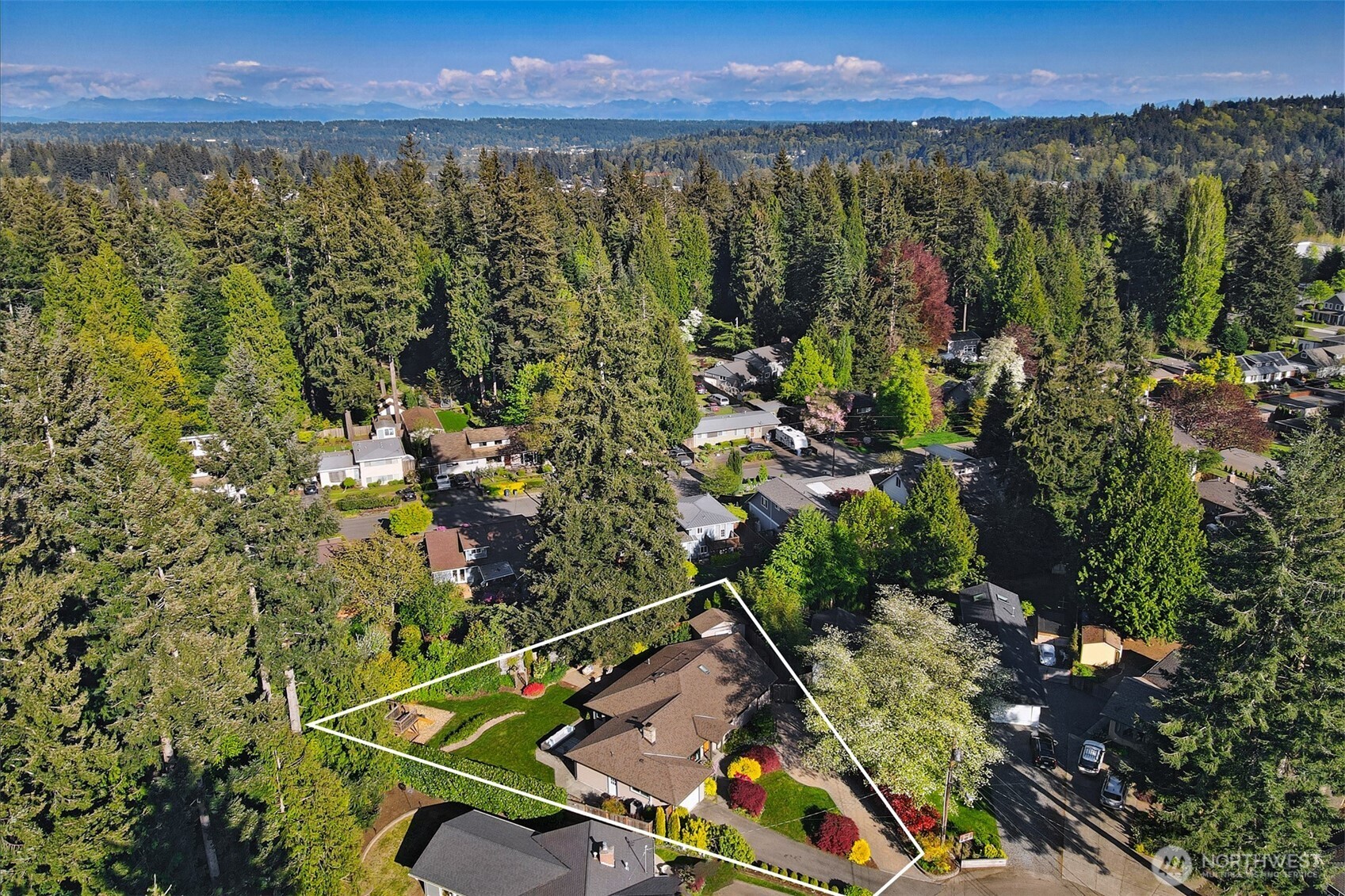 8824 Northeast 189th Place Bothell, WA 98011 - Photo 30 of 33