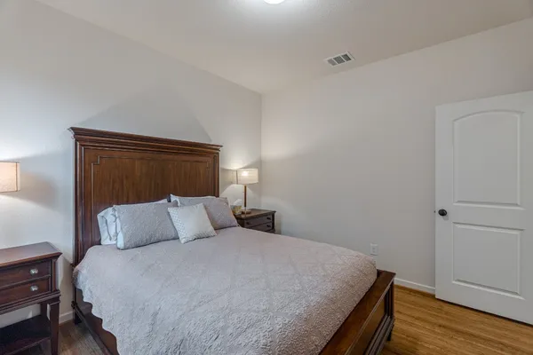 $4,800 | 53 Sunrise Crest Trail, The Woodlands, TX 77375
