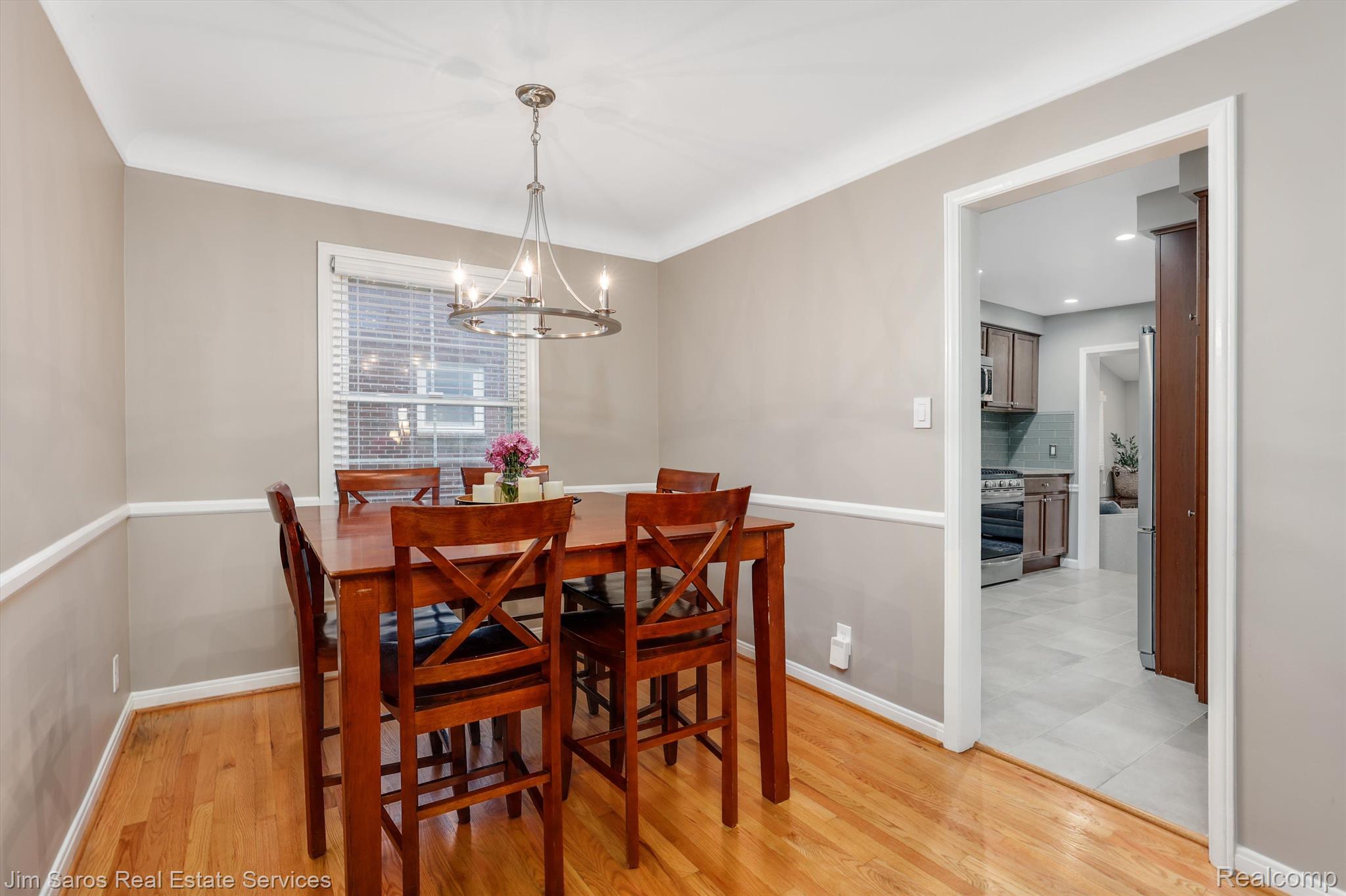 1240 Fairholme Road Grosse Pointe, MI 48236 - Photo 6 of 17 Gallery Image 6