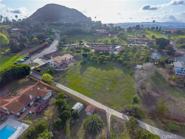 $1,100,000 | 5027 Sleeping Indian Road, Fallbrook, CA 92028