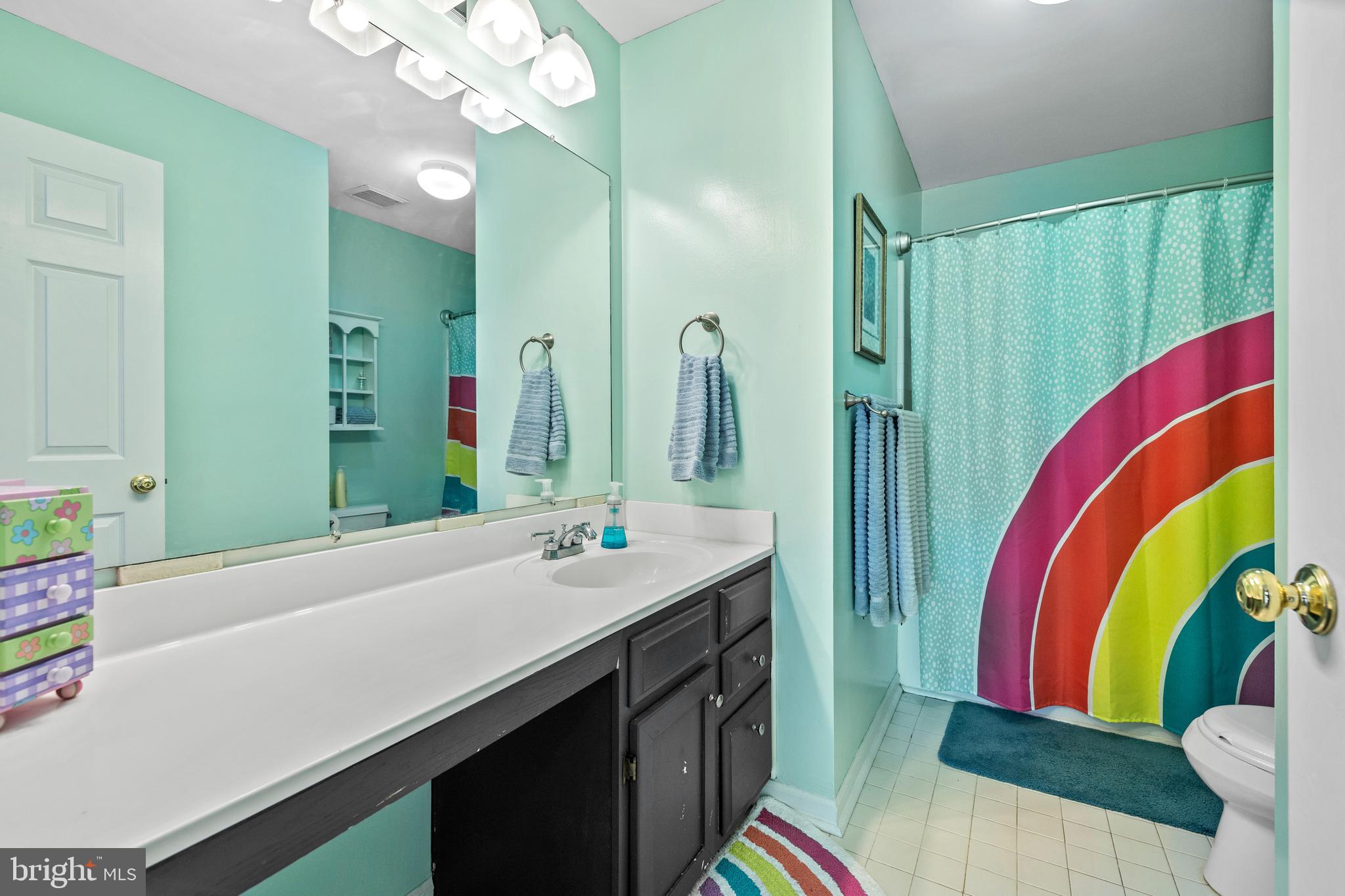 1224 Brookview Road Towson, MD 21286 - Photo 29 of 40 Hall Bath