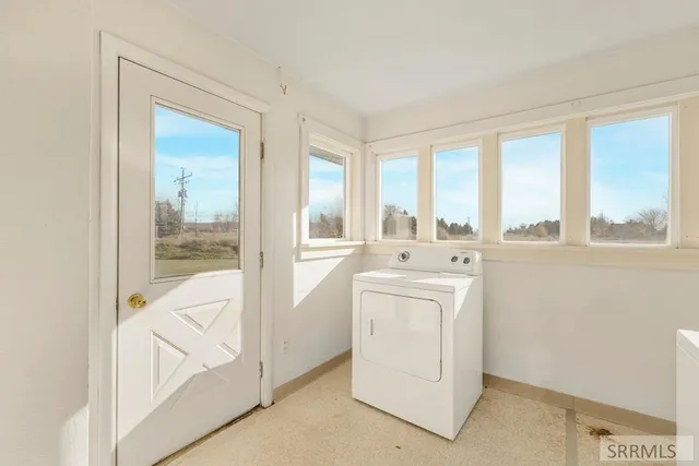 $379,900 | 1496 North 750 East, Shelley, ID 83274