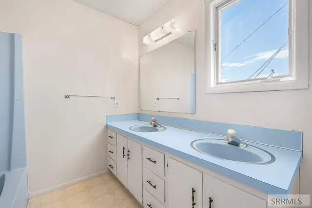 $379,900 | 1496 North 750 East, Shelley, ID 83274