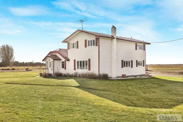 $379,900 | 1496 North 750 East, Shelley, ID 83274