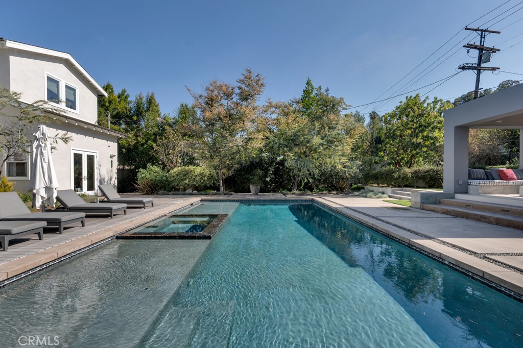 17950 Rancho Street Encino, CA 91316 - Photo 60 of 75