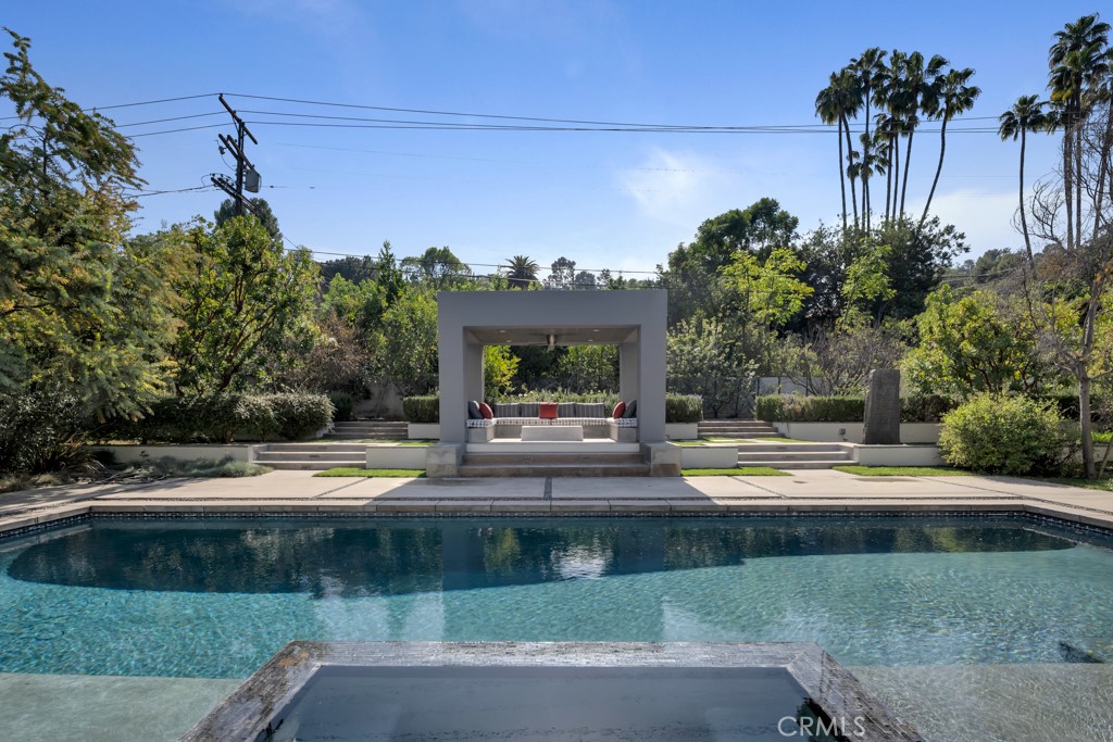 17950 Rancho Street Encino, CA 91316 - Photo 70 of 75