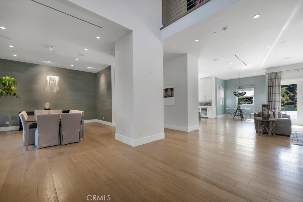 17950 Rancho Street Encino, CA 91316 - Photo 7 of 75